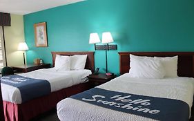 Days Inn By Wyndham Marianna